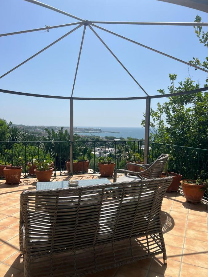 Blu Panorama Acomodação com café da manhã Forio di Ischia Exterior foto