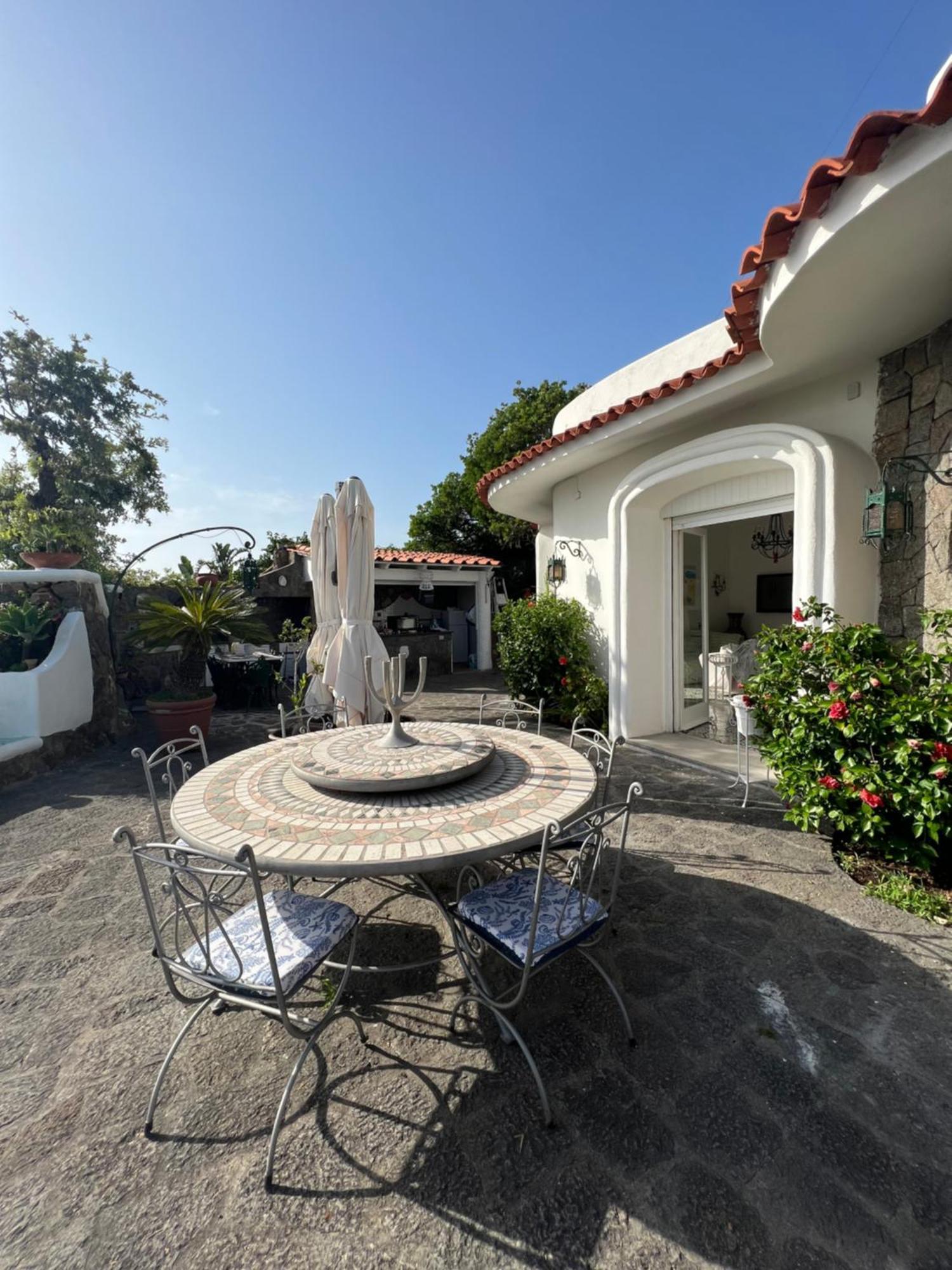 Blu Panorama Acomodação com café da manhã Forio di Ischia Exterior foto